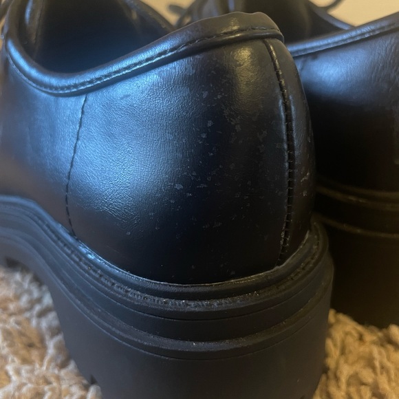 COPY - Black chunky shoes! ASOS size 9 - Picture 3 of 3